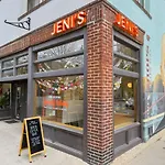 Italian Village Gem, Downtown, Free Parking, Osu